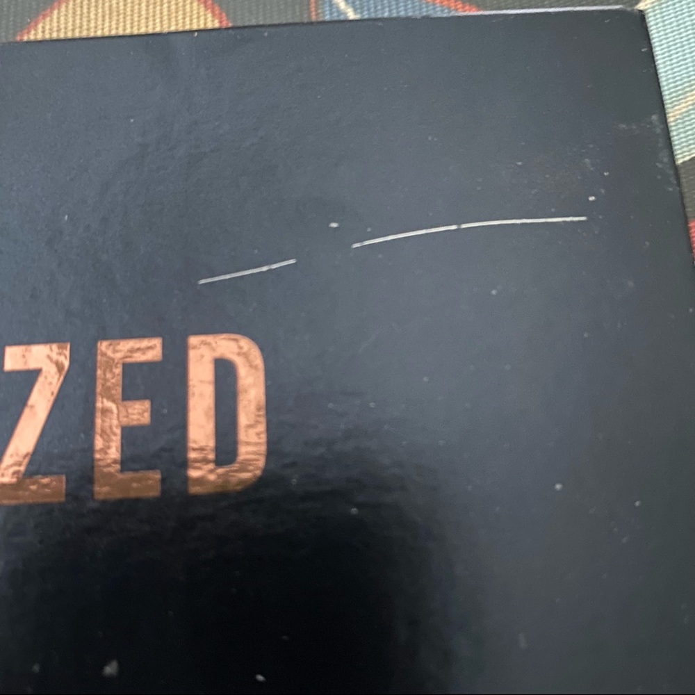 FREE WITH PURCHASE 5/$30 SALE Beauty Glazed palette - Picture 6 of 8